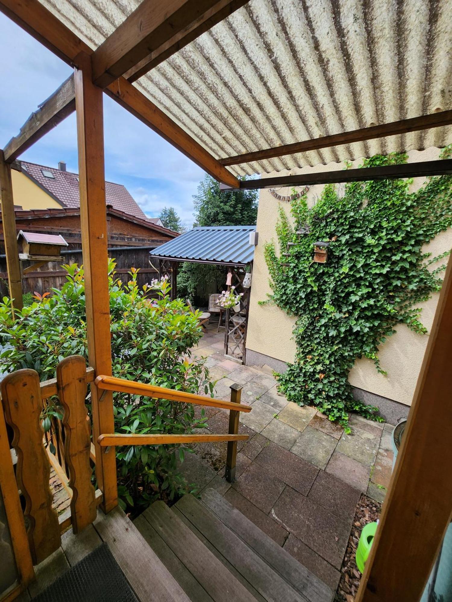 Schöne Ferienwohnung mit Terrasse Nähe Fürth Cadolzburg Exterior foto