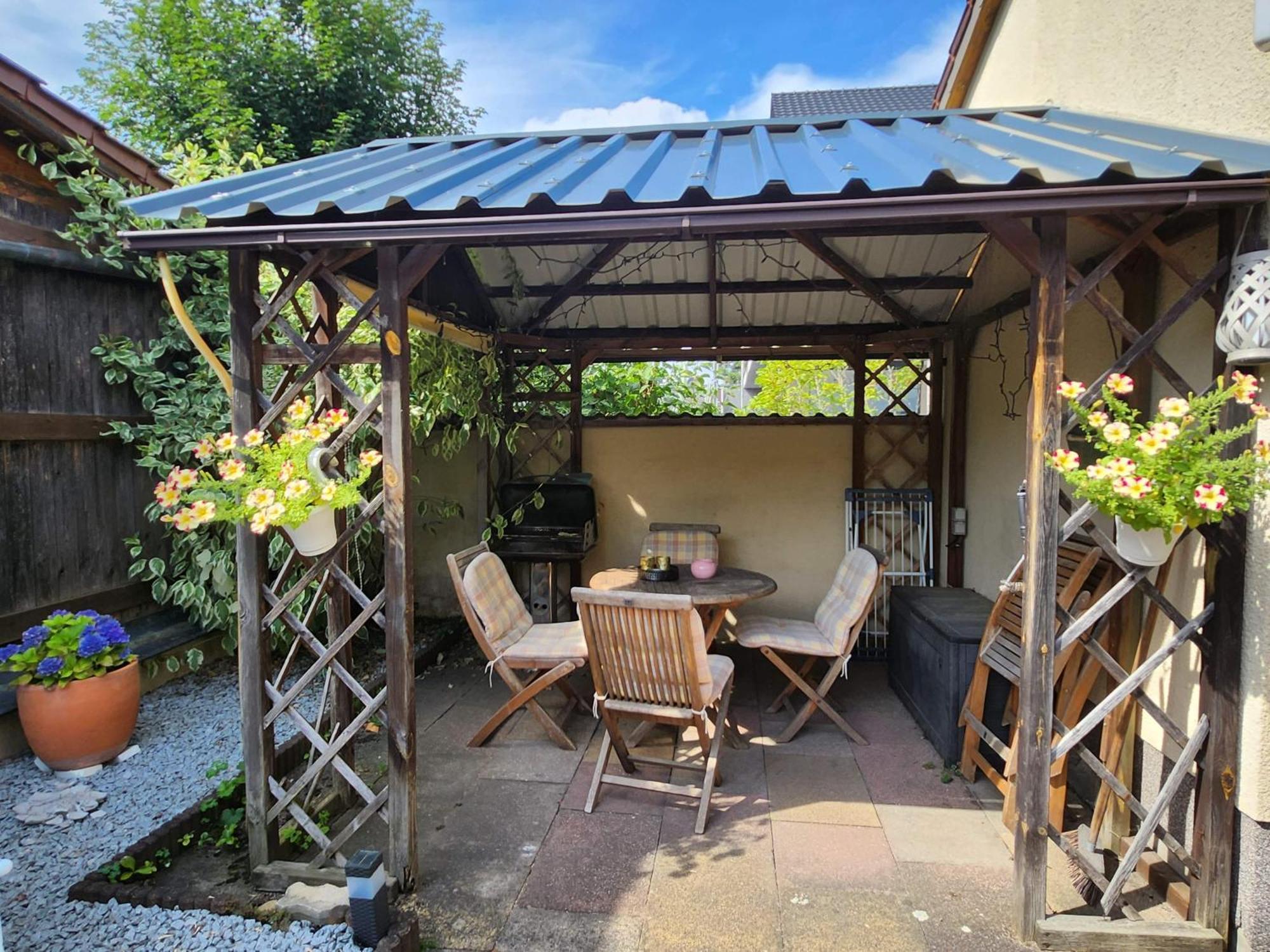 Schöne Ferienwohnung mit Terrasse Nähe Fürth Cadolzburg Exterior foto